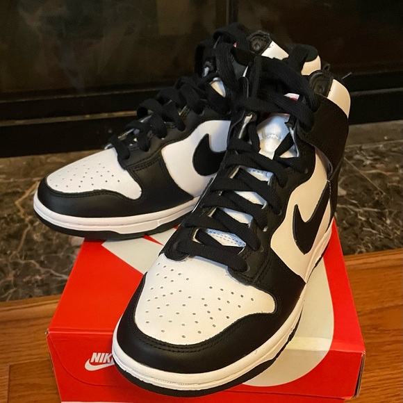 Nike High Dunk Panda Women’s 6.5 (big kids 5) - Picture 3 of 4